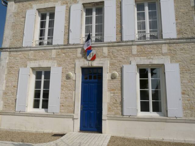 Mairie de Triac-Lautrait