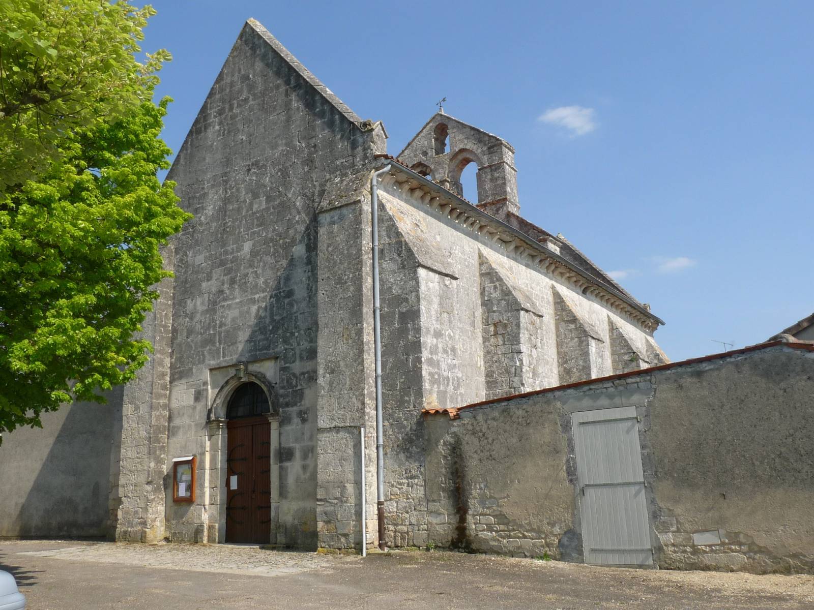 Église de Saint-Romain de Triac